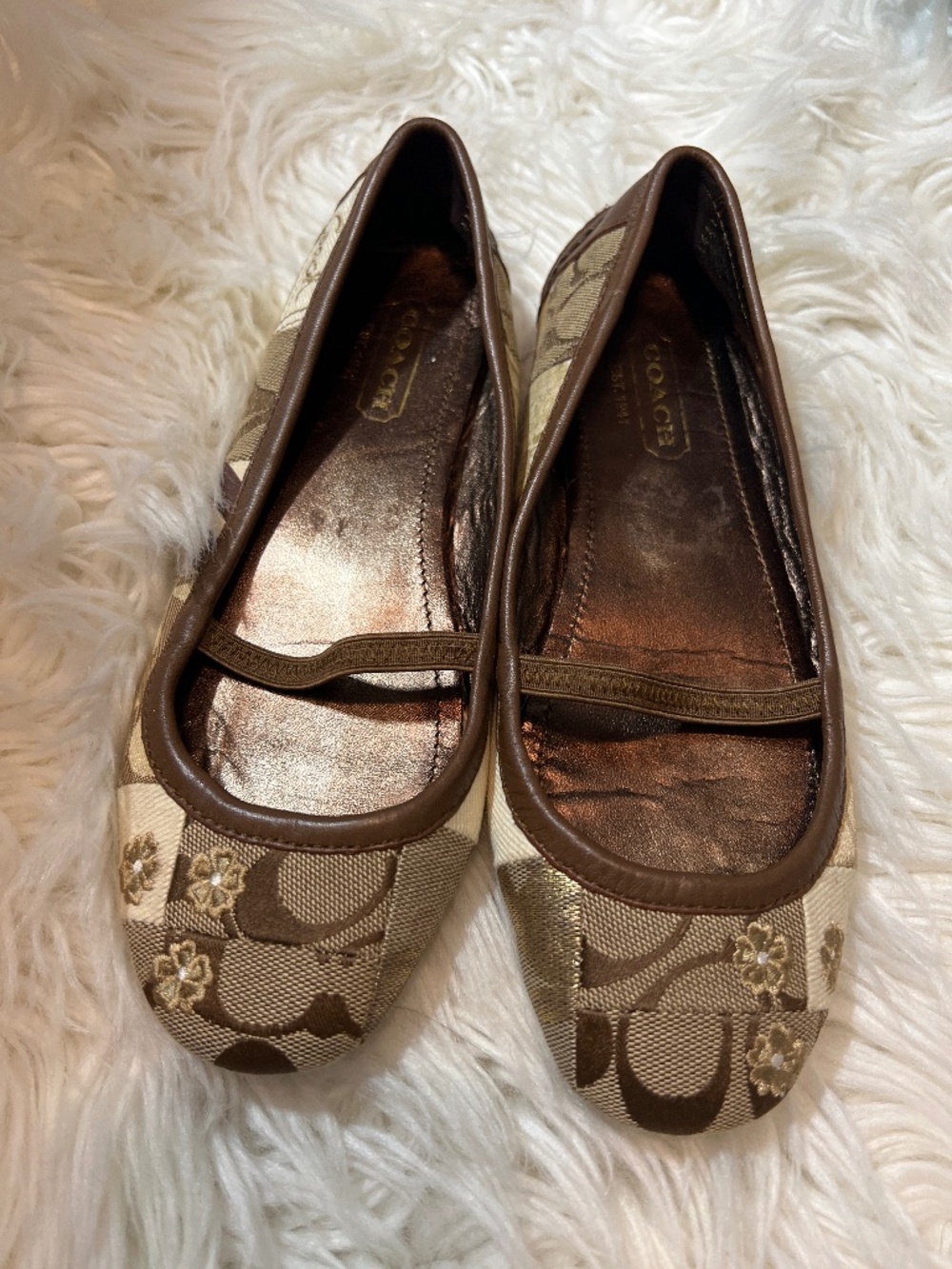 Coach Vintage Floral Patchwork Pattern Mary Jane ballet flats women 5 1/2 (5.5)